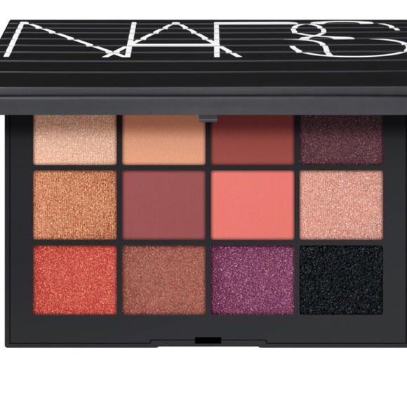 NEW NARS  EXTREME EFFECTS EYESHADOW PALETTE